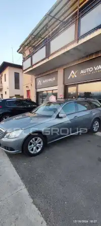 2010 Mercedes Benz E 220