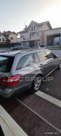 2010 Mercedes Benz E 220