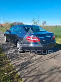 2010 Mercedes Benz E 220