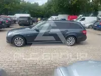 2010 Mercedes Benz E 220