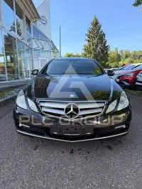 2010 Mercedes Benz E 220