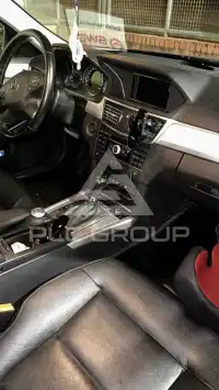 2010 Mercedes Benz E 220