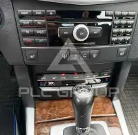 2010 Mercedes Benz E 220