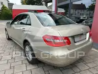 2010 Mercedes Benz E 220