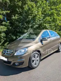 2010 Mercedes Benz B 180
