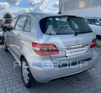 2010 Mercedes Benz B 180