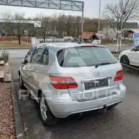 2010 Mercedes Benz B 180