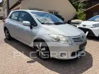 2010 Toyota AURIS
