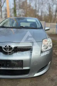 2010 Toyota AURIS