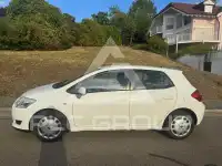 2010 Toyota AURIS