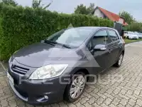 2010 Toyota AURIS
