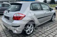 2010 Toyota AURIS