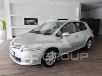 2010 Toyota AURIS