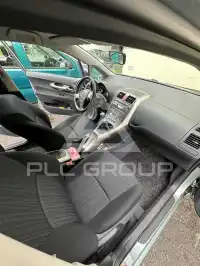 2010 Toyota AURIS