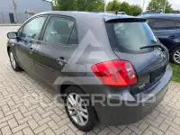 2010 Toyota AURIS