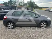 2010 Toyota AURIS