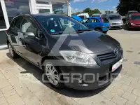 2010 Toyota AURIS