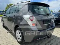 2010 Toyota VERSO
