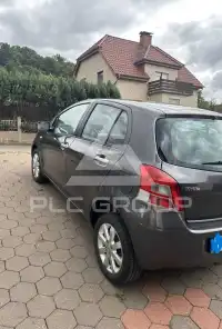 2010 Toyota YARIS