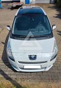 2010 Peugeot 5008