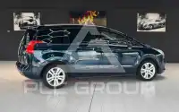 2010 Peugeot 5008