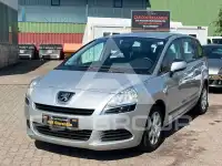 2010 Peugeot 5008