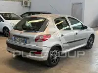 2010 Peugeot 206