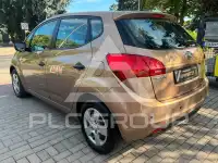 2010 KIA Venga