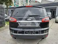2010 Ford S-Max