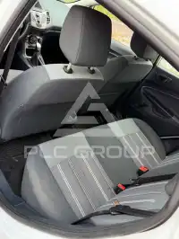 2010 Ford FIESTA