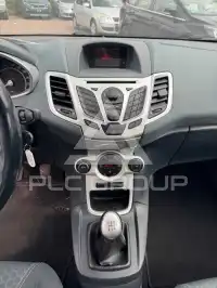 2010 Ford FIESTA