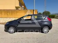 2010 Ford FIESTA