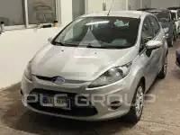 2010 Ford FIESTA