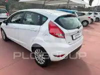 2010 Ford FIESTA