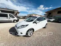 2010 Ford FIESTA