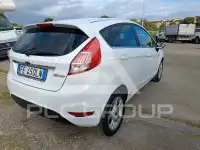 2010 Ford FIESTA