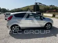 2010 Ford FIESTA