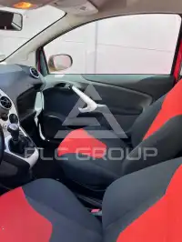 2010 Ford KA