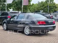 2010 Volkswagen PHAETON