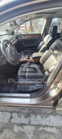 2010 Volkswagen PHAETON