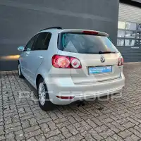 2010 Volkswagen GOLF