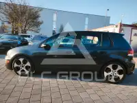 2010 Volkswagen GOLF