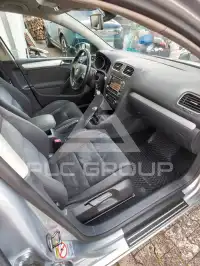 2010 Volkswagen GOLF