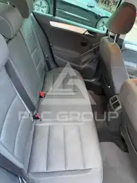 2010 Volkswagen GOLF