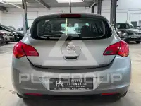2010 Opel Astra