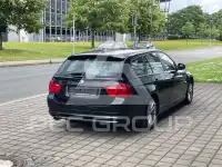2011 BMW 320
