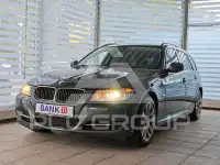 2011 BMW 320