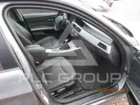 2011 BMW 320