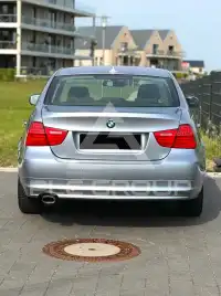 2011 BMW 320