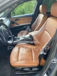 2011 BMW 320